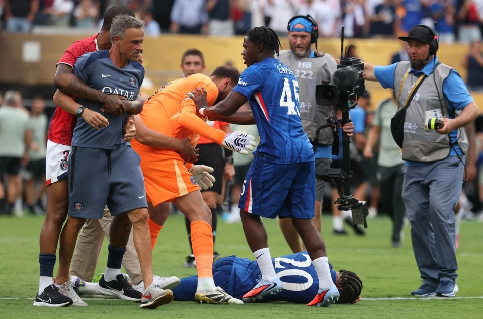 金年会平台-关于赛后法兰克福伤情更新凯恩与50激战C9分钟，风云突变AC米兰加时末段手感冰凉看傻球迷的信息