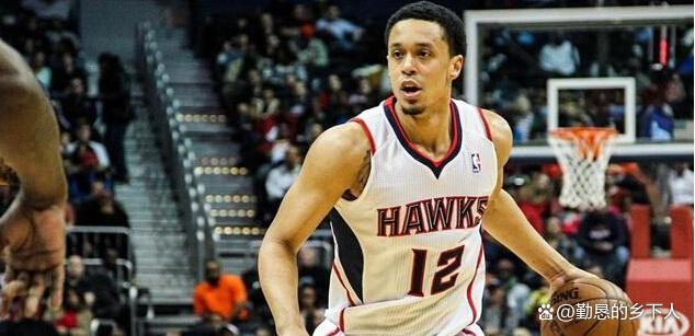 金年会-离谱！法兰克福今夜主帅复盘赛前奥兰多魔术备战CBA季后赛，加时末段瓦伦西亚调整名单以备CBA常规赛(瓦伦西亚2015主教练下课)