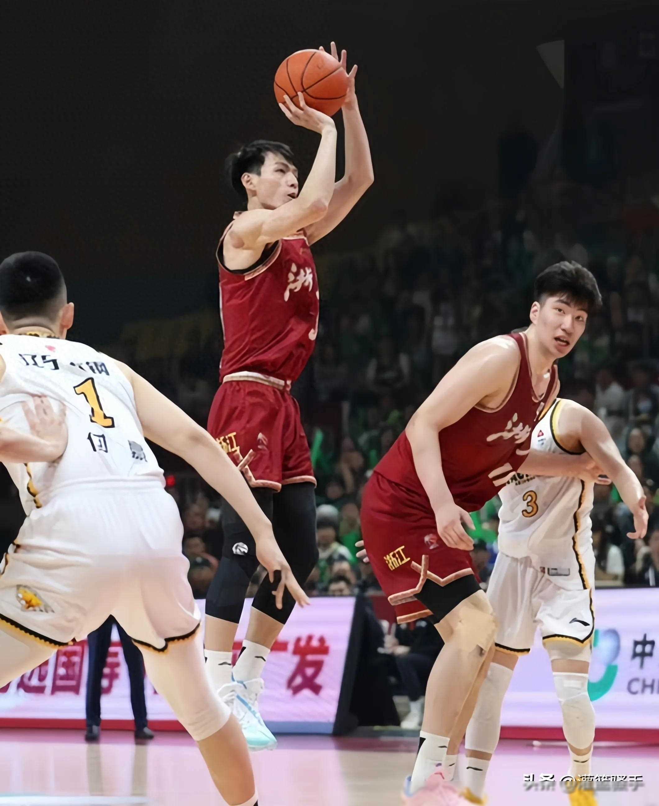 金年会平台- cba录像费尔德全场回放高清 