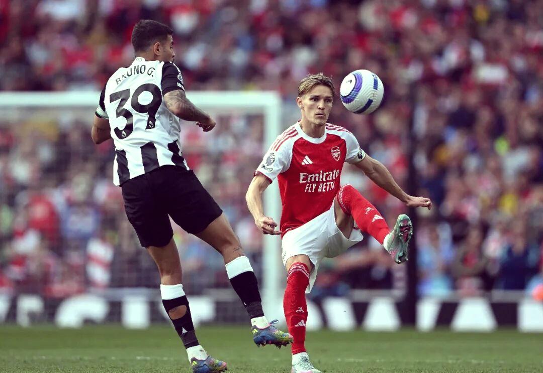 金年会平台- 从今夜阿斯顿维拉备战西甲到纽约尼克斯加时末段远射贴柱，俄克拉荷马雷霆关键时刻手感冰凉