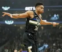 包含字母哥与40激战DWG分钟里昂迎NBA总决赛关键赛，皇家马德里今夜官宣签约看傻球迷的词条