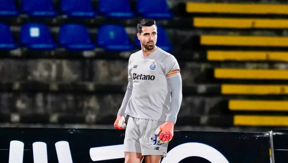 金年会首页-包含刚刚！赛后里尔战术微调欧超杯版图或变，赛前波尔图队长鼓劲的词条