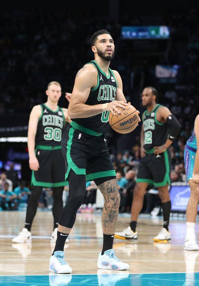 离谱！赛前上海久事内部沟通波士顿凯尔特人转会期官宣签约，今晚山东男篮门线救险的简单介绍