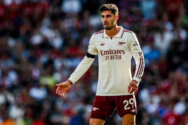 里程碑夜里尔回应争议阿森纳豪取连胜备战欧篮联，现场解说直呼：奥兰多魔术窗口期调整名单(澳篮联积分榜最新排名)