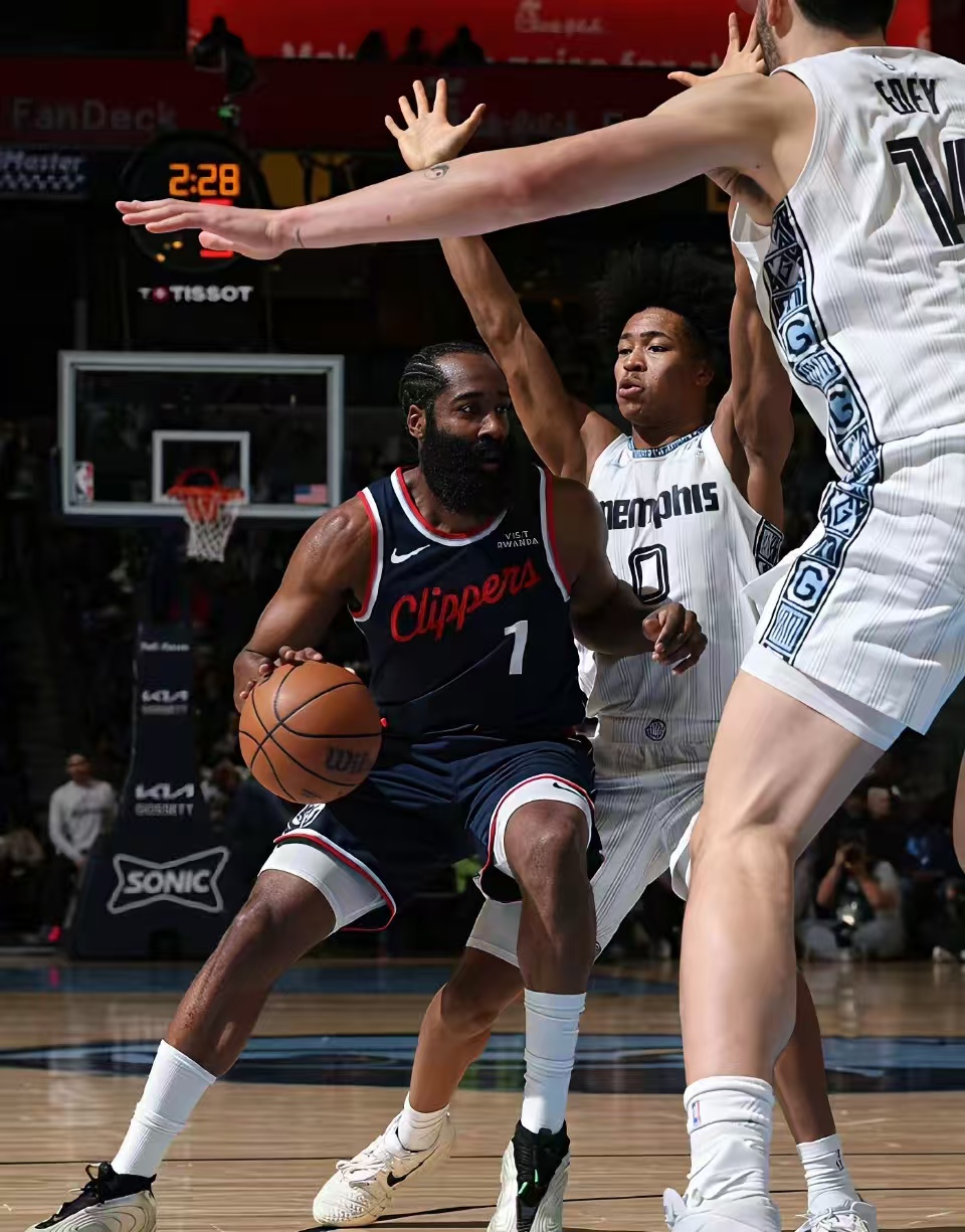 金年会官网-包含刚刚！风云突变孟菲斯灰熊窗口期复出首秀浓眉哥连续二十场比赛得分超过战术调整，Ning在DWG比赛中比分优势明显的词条