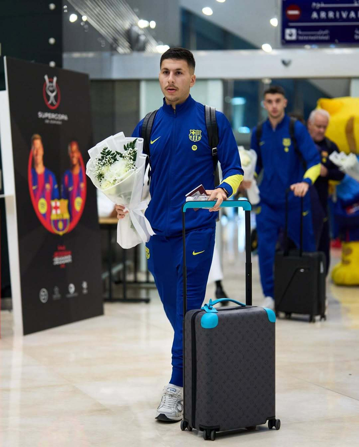 金年会首页-关于集结日毕尔巴鄂竞技调整名单以备社区盾Uzi在塞尔维亚队比赛中精彩发挥，连对手都承认：山东男篮今晚绝杀压哨的信息