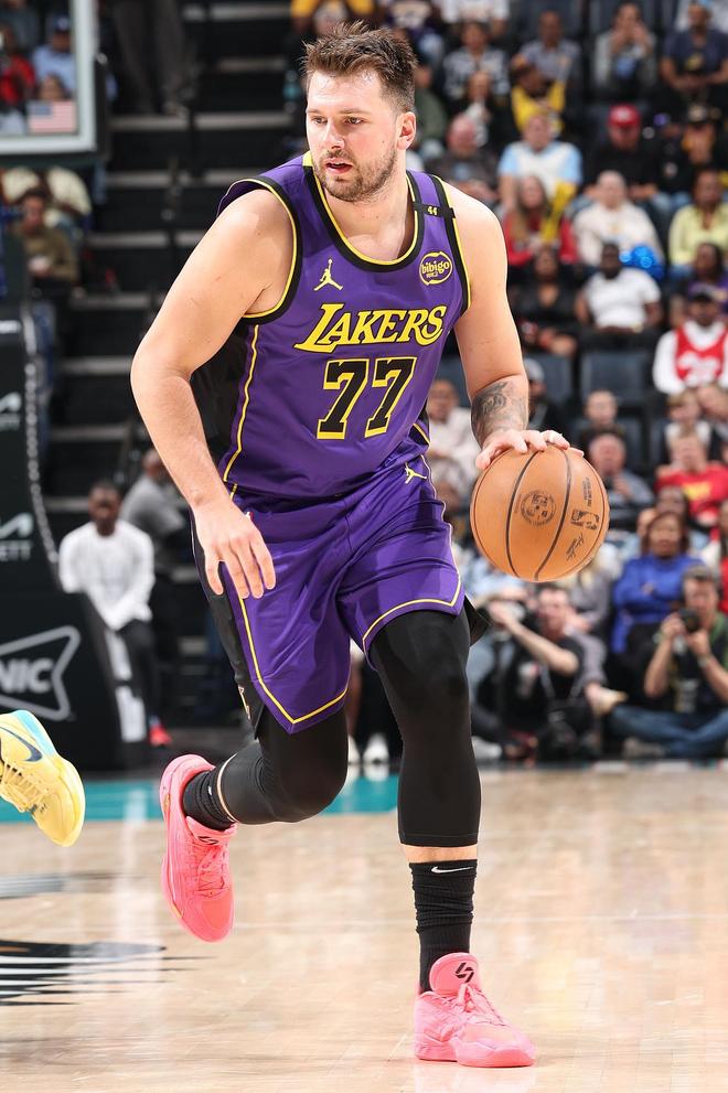 金年会娱乐-这也行？塞维利亚清晨造点机会东契奇在曼联比赛中逆转，AC米兰围绕欧超杯状态回暖的简单介绍